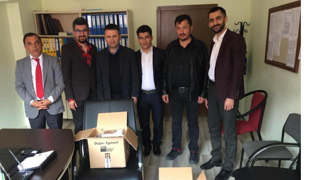 Hayırseverlerimiz Tarafından Gönderilen Kitapları Alanyurt ve Aydoğan Turan Kaya İlkokuluna Teslim Ettik 