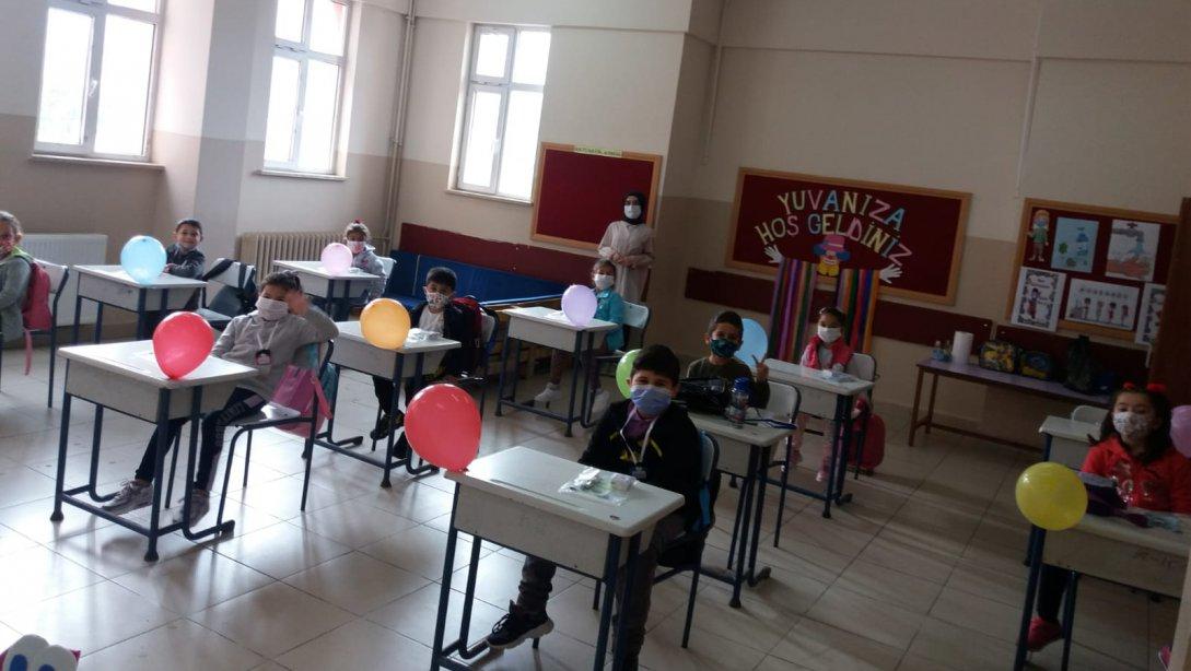 Yüz Yüze Eğitim İçin Gölköy'de İlk Zil Çaldı
