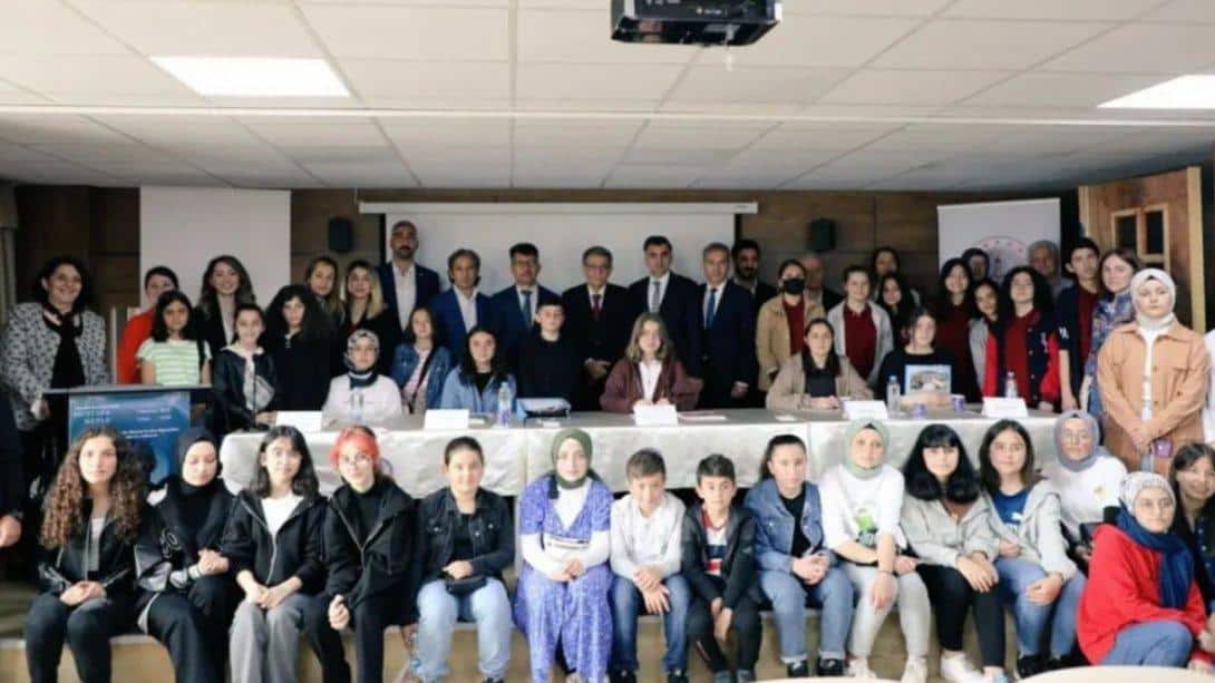 Anadolu Mektebi Yazar Okumaları Mustafa Kutlu Paneli Gerçekleşti