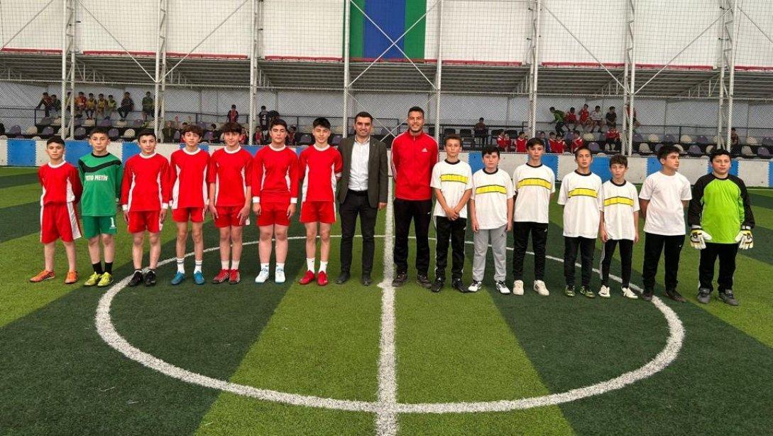 İlçemizde Cumhuriyetimizin 100. Yılı Kutlamaları Kapsamında 100 Yıl Futbol Turnuvası Düzenlendi.